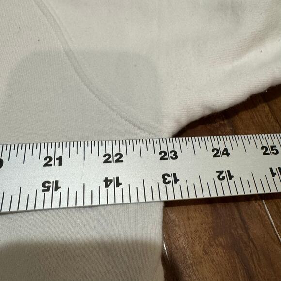 Vancouver 2010 Olympics Hoodie - Picture 5 of 6